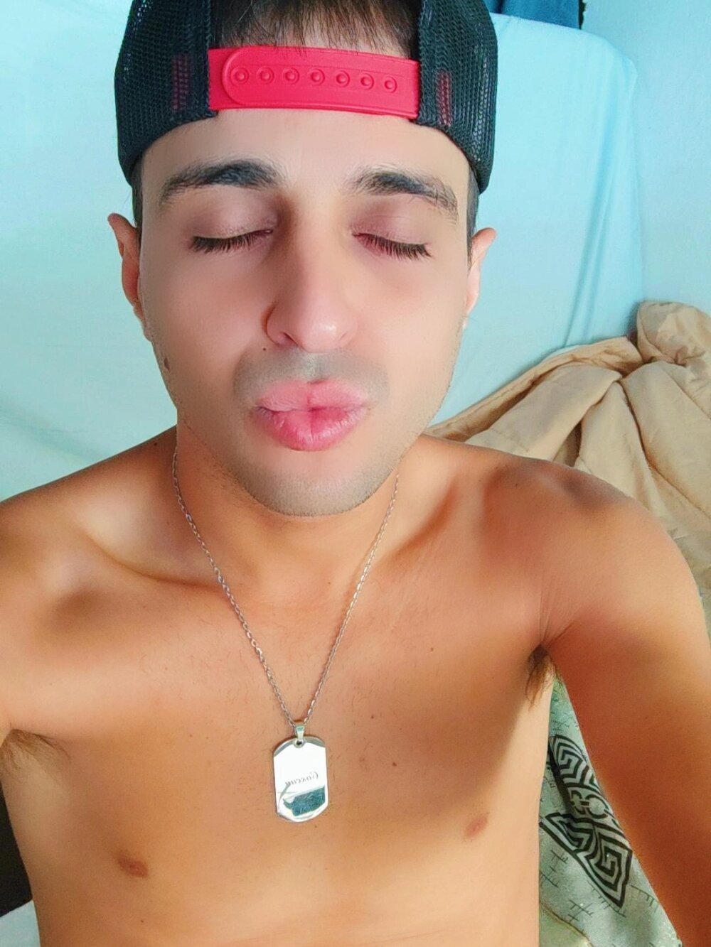 Parejasex94 Chatroom