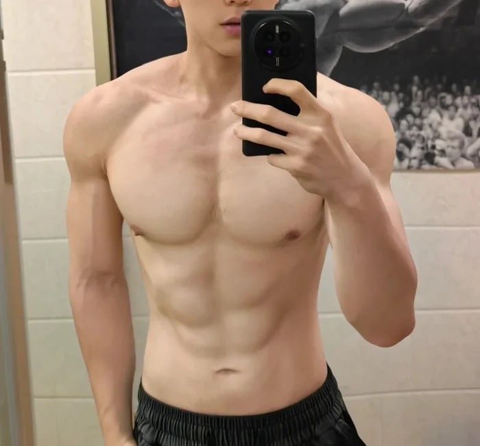 Patrick-Tran Chatroom