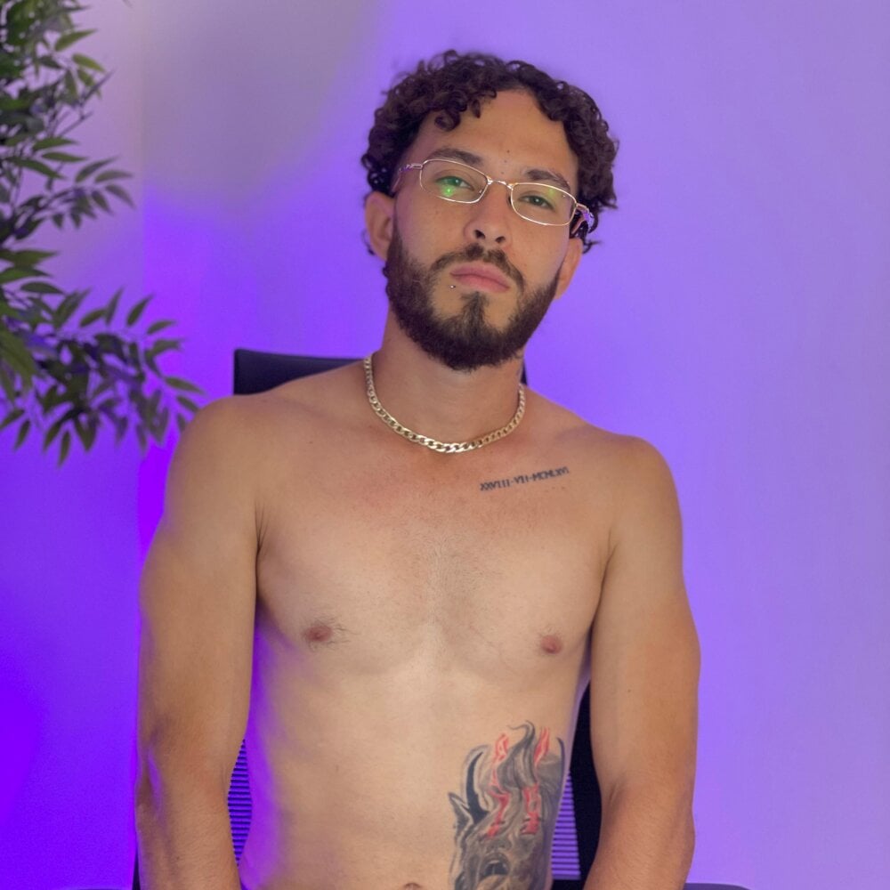 Paul_Bellucci Chatroom