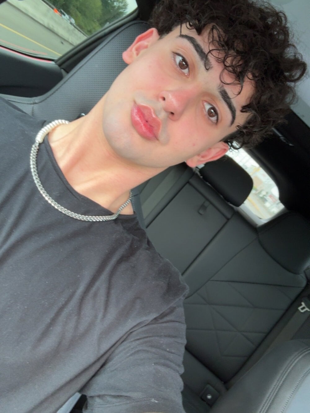 Persian_Papi Chatroom