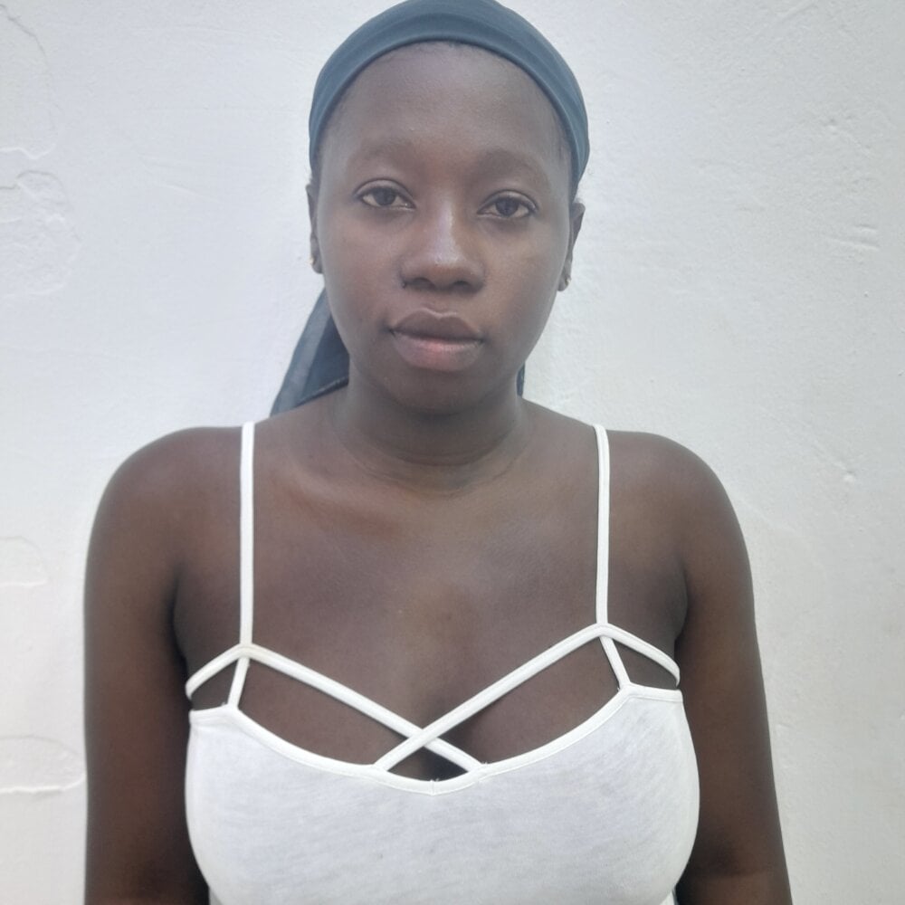 PetiteDiamondxxX Chatroom