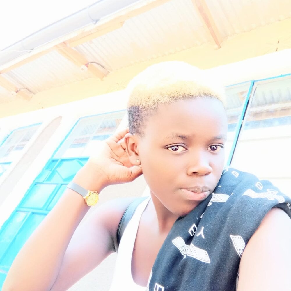 Petite_melan Chatroom