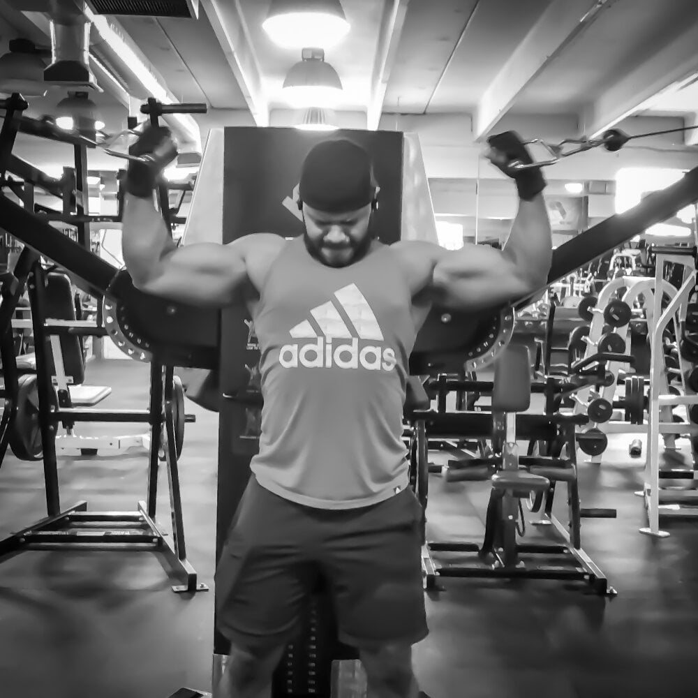 Piercedmuscle80 Chatroom