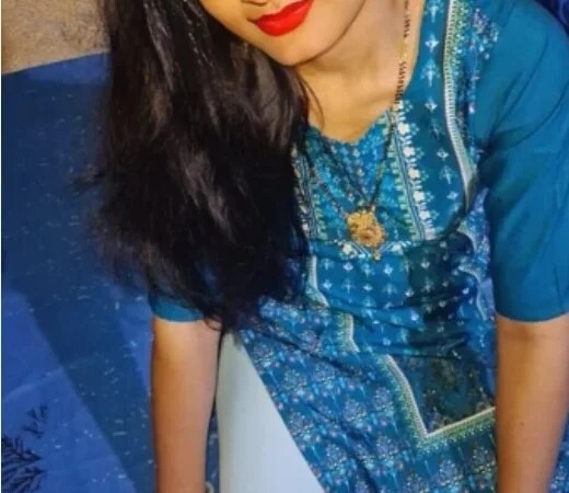 Pinki_Chopra Chatroom