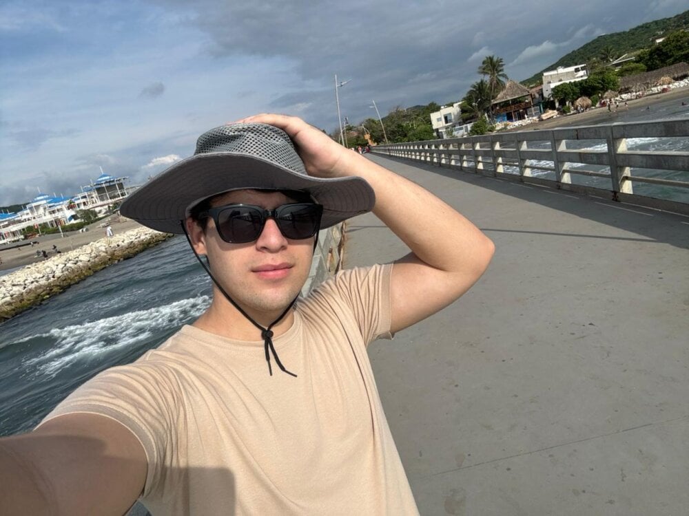 Playbunnyss Chatroom