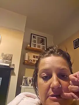 Pleasing-Chloe49 Chatroom