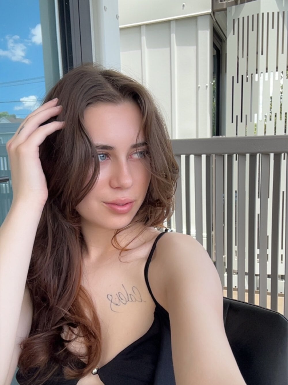 PlutoCalais Chatroom