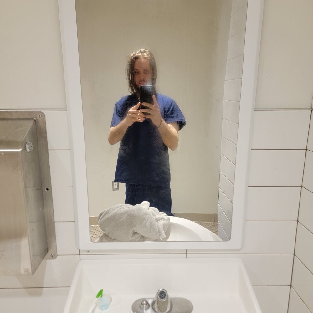 PreciousDesign875 Chatroom