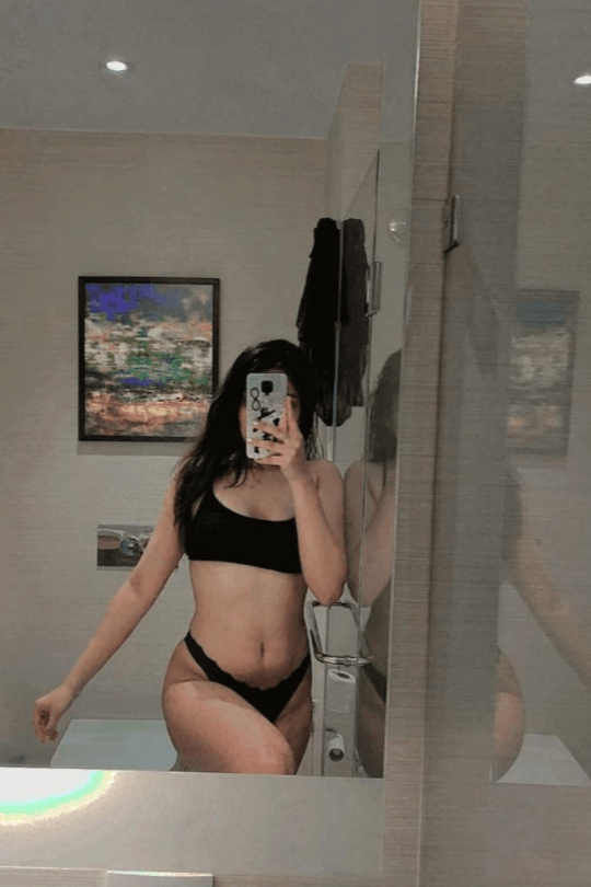 Pretty_girll09 Chatroom