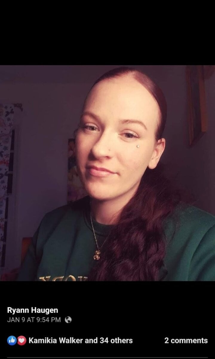 Puffgettingstuffed Chatroom