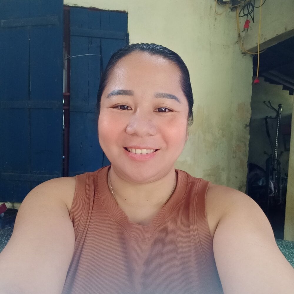 Queen-18200 Chatroom