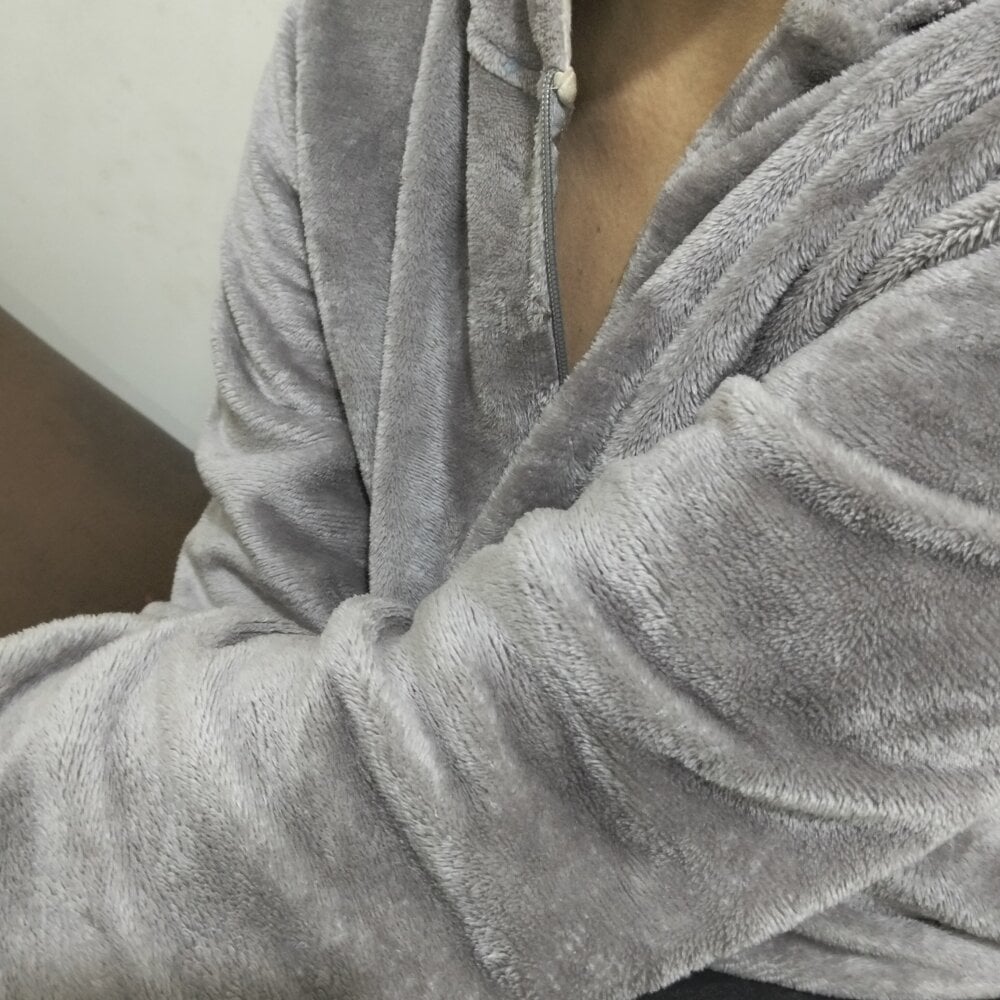 Queen-Nissreen Chatroom