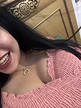 QueenLujaine Chatroom