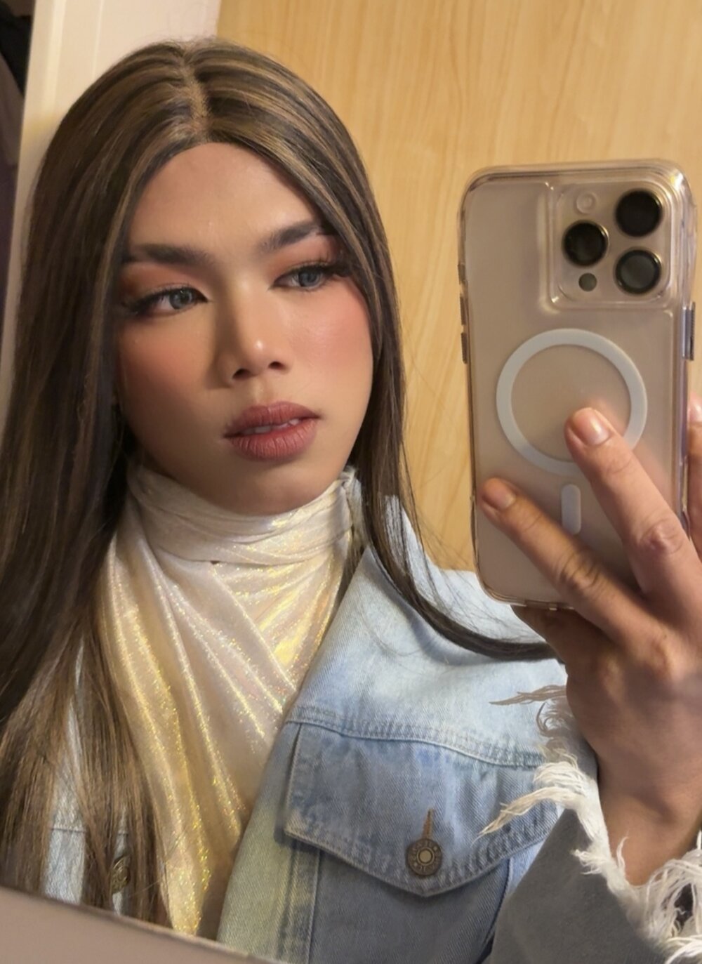 Queen_alena Chatroom