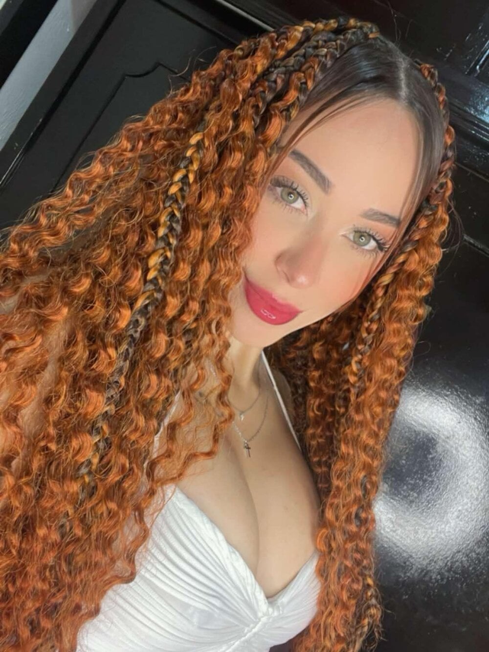 Queen_of_m111lk Chatroom