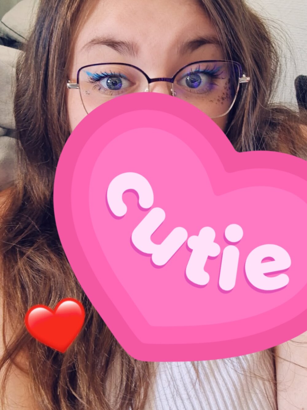 R0seCUrieuse Chatroom