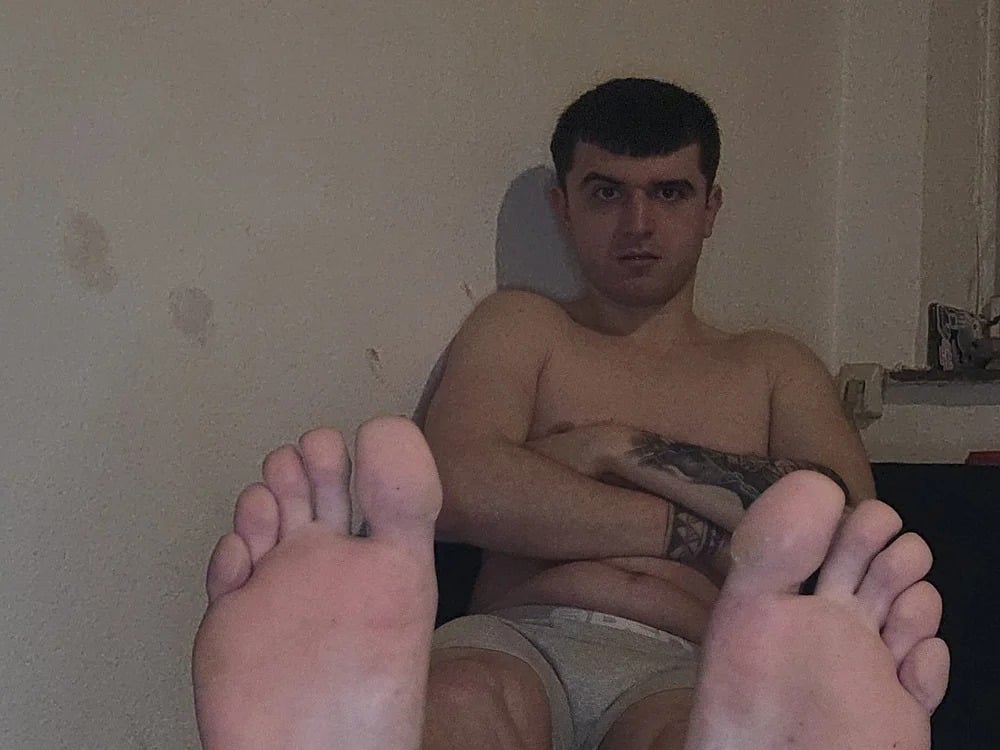 REDbossFindom Chatroom
