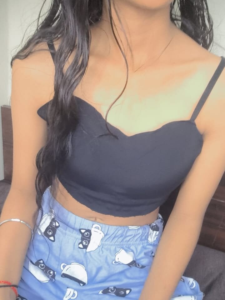 RIYANSHI_SHARMA Chatroom