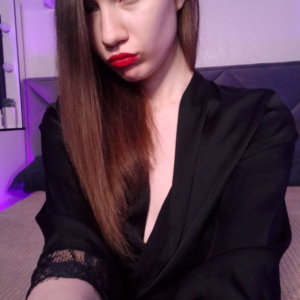 Ralvia_Rones Chatroom