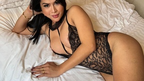 really-alluring-rhea