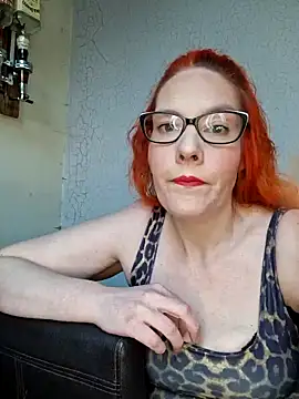 Redhead-Fiesty-Faith Chatroom