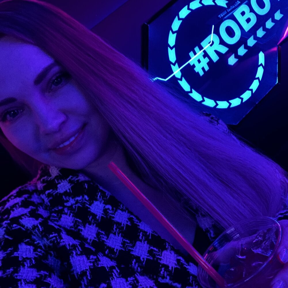 RikaRikas Chatroom