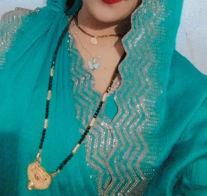 Rohni_bhabi Chatroom