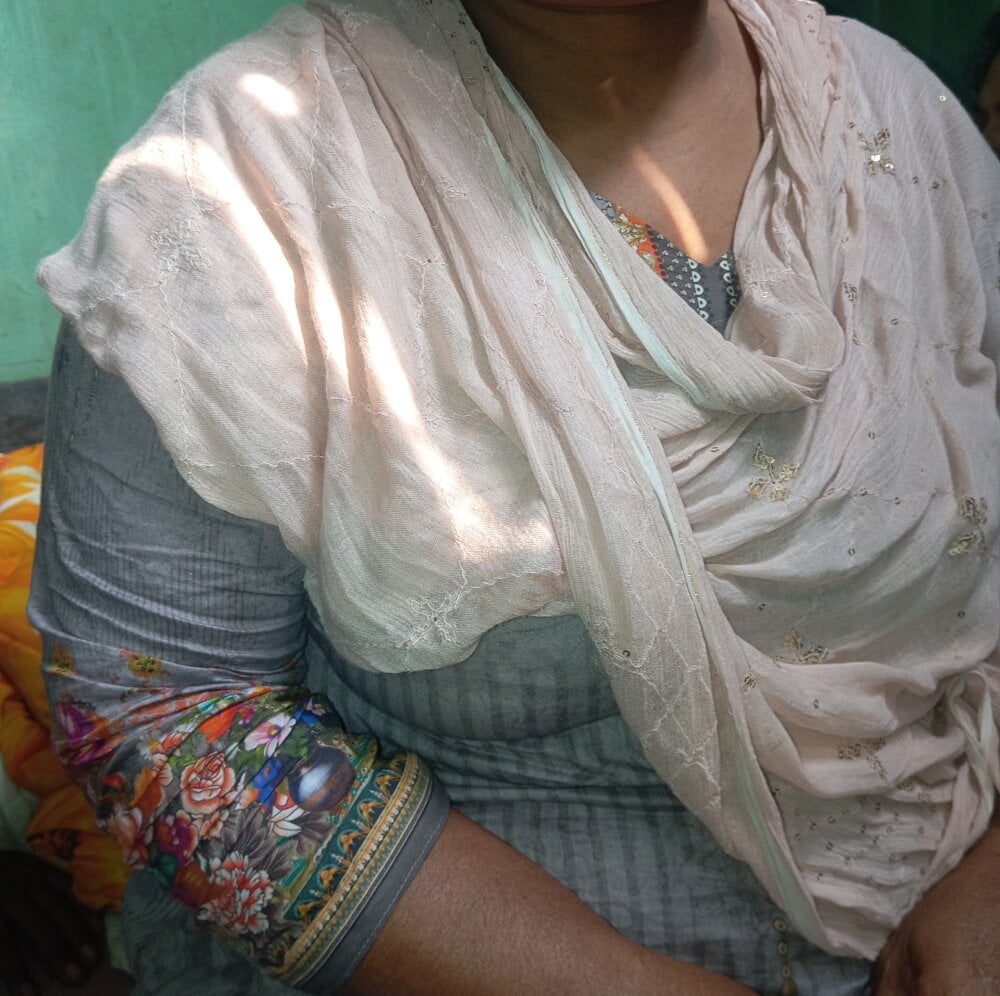 Romantic_Boudi33 Chatroom