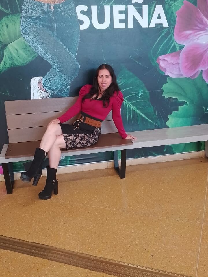 RoxanneBloom Chatroom