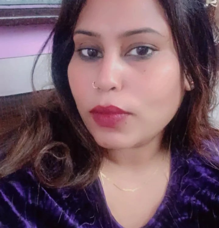 SAVITA-STRIP Chatroom