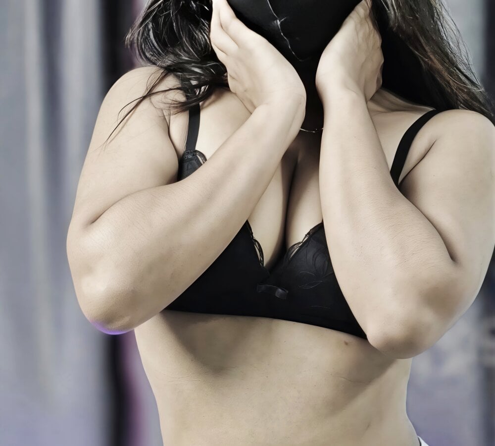 SRIDEVI55446 Chatroom