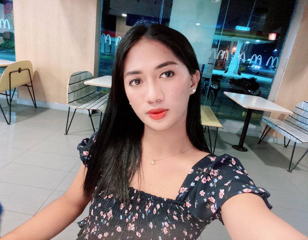 SUGARHOLLYXX Chatroom