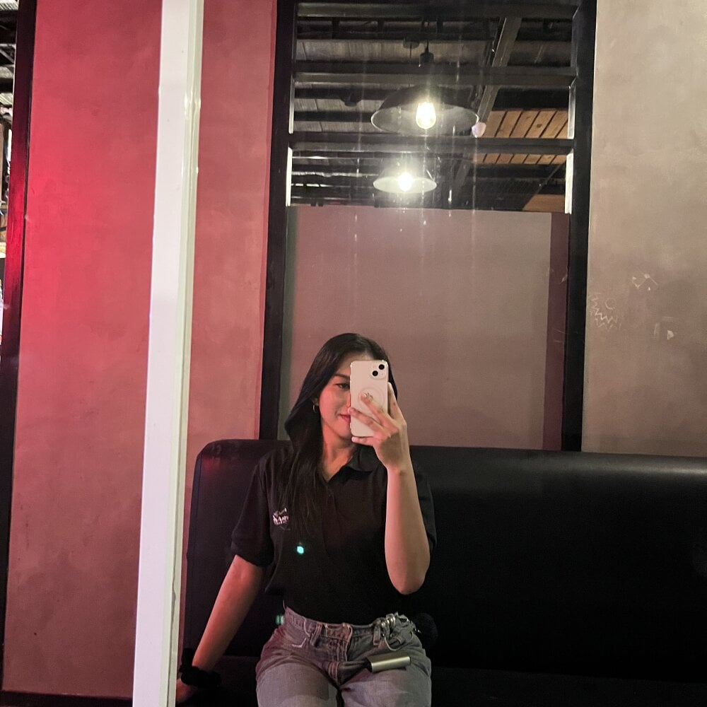 SabrinaRiches Chatroom