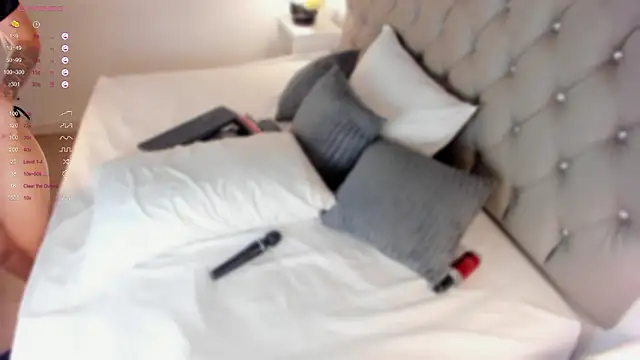 SabrinaSnow Chatroom