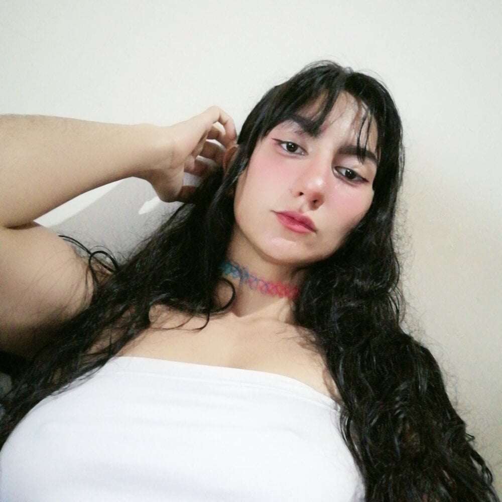 SadlynX_ Chatroom
