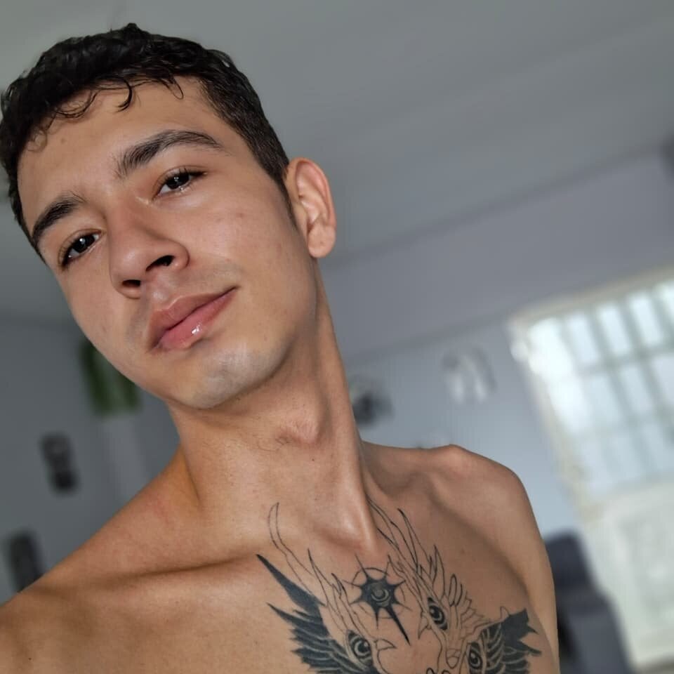 Saenz_davis21 Chatroom