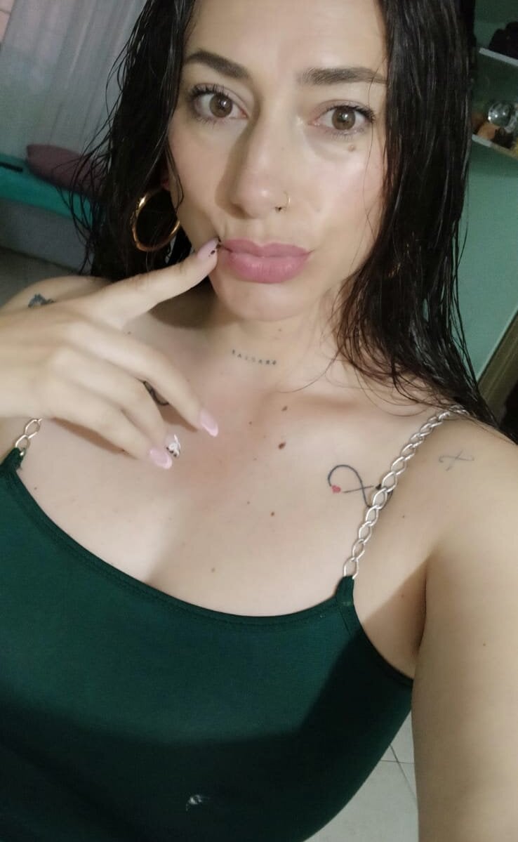 Samantha_curvy1 Chatroom