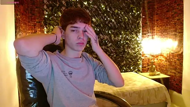 Samuelwest_ Chatroom