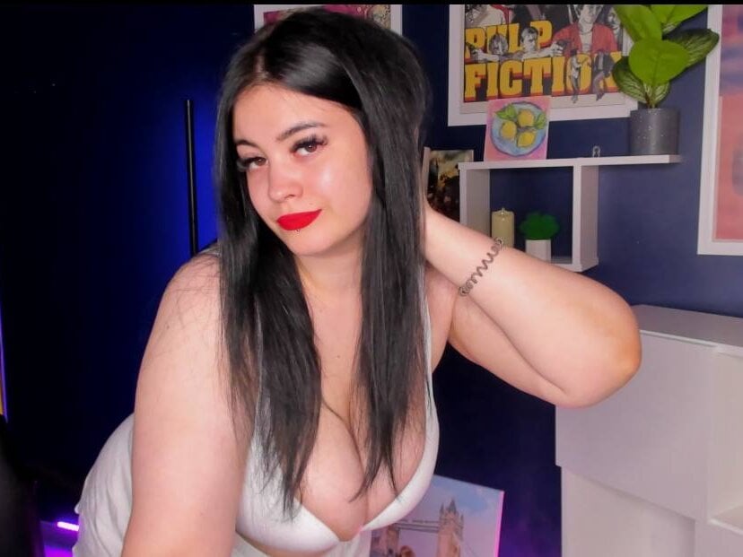 SandraEleson Chatroom