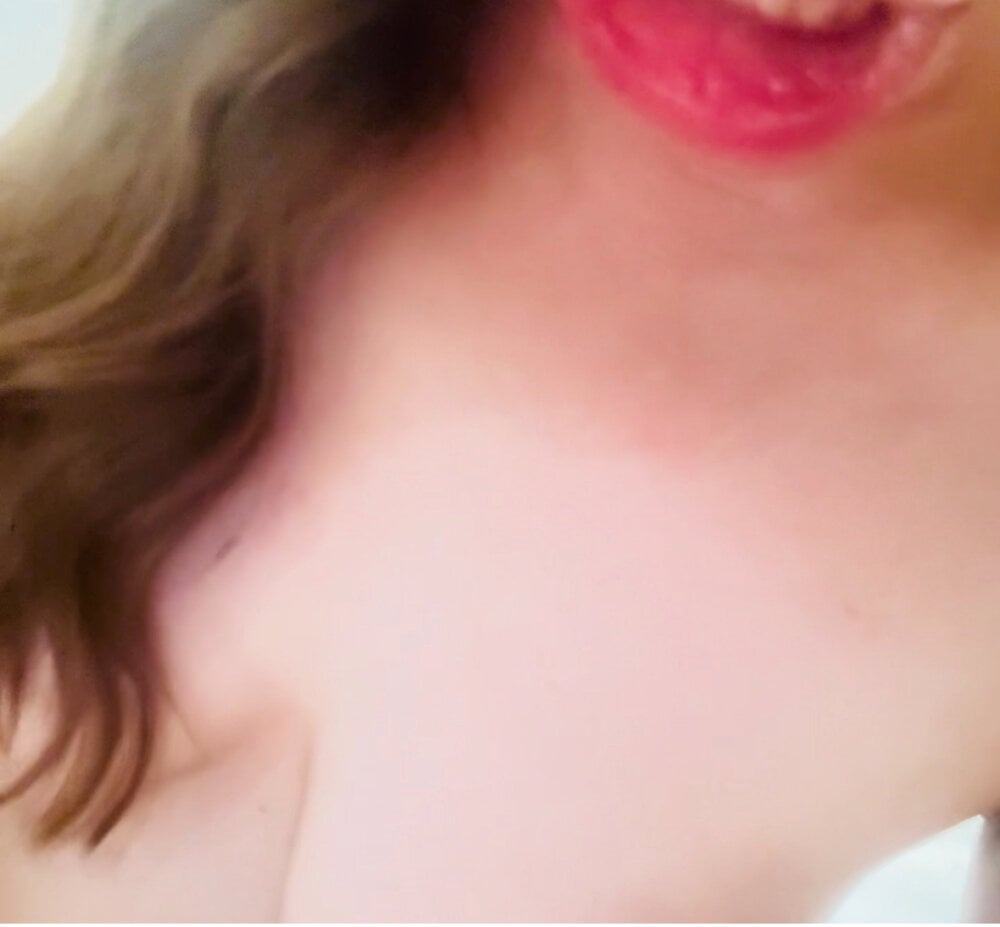 Sandrababe1010 Chatroom