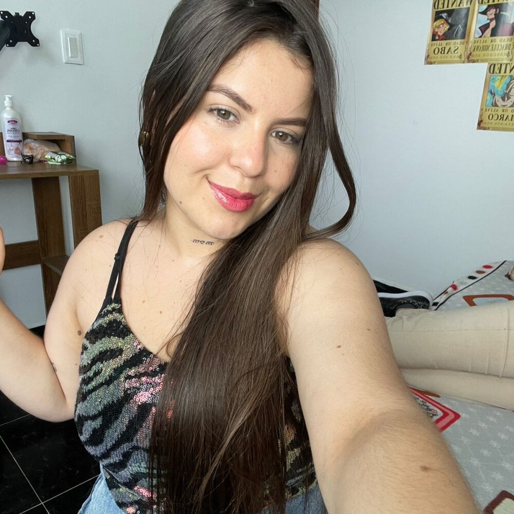 Sara_B_Sexual Chatroom