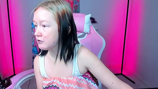 Sara_Robinson Chatroom