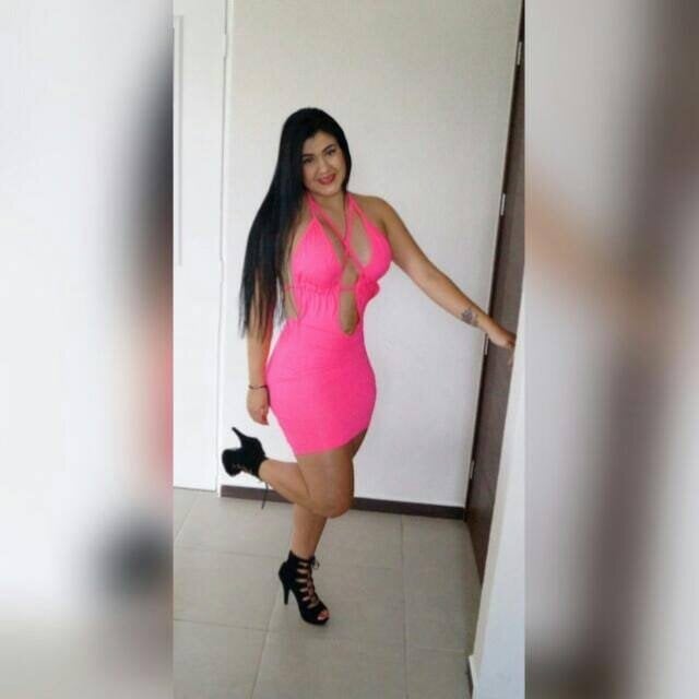 Sarah_bigass_Co Chatroom