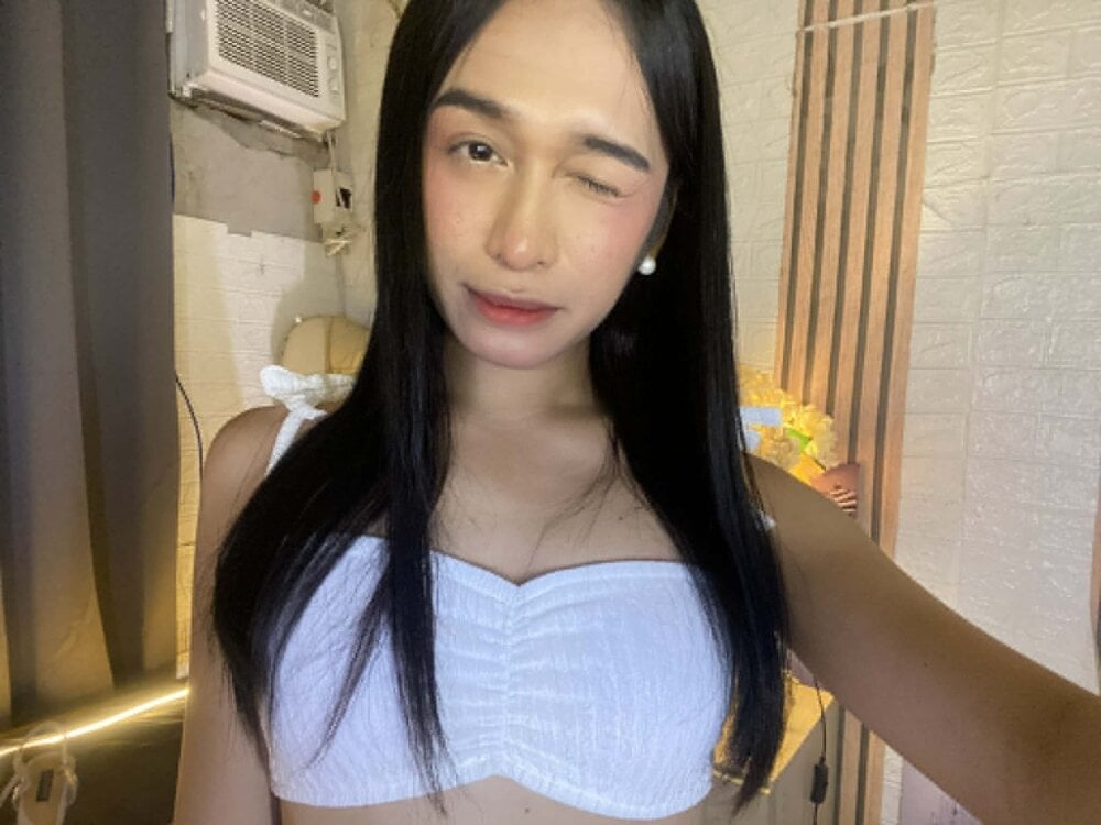 Sassy_Siarre Chatroom