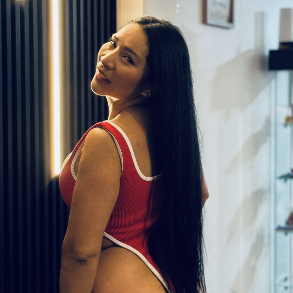 ScarleetJhonsonX Chatroom