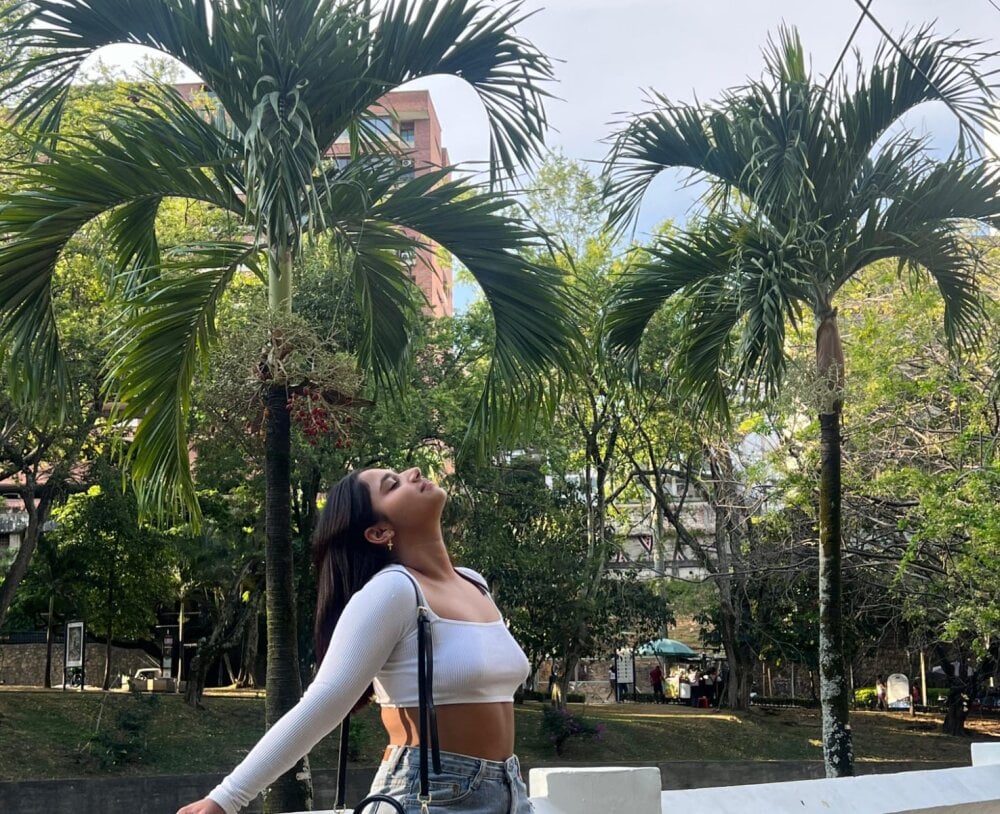 ScarletDoll Chatroom