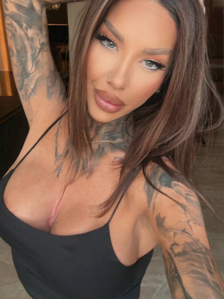 ScarletNoir Chatroom