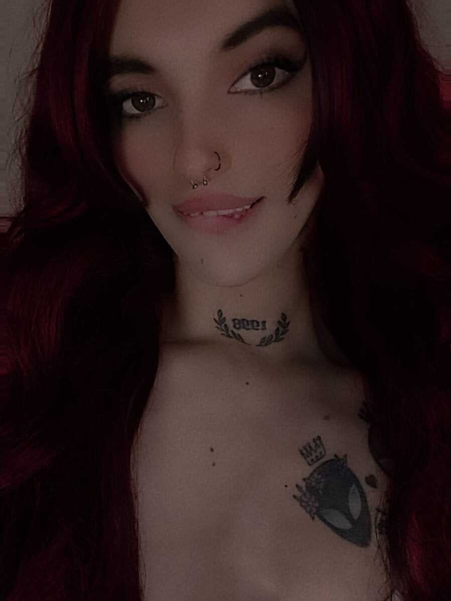 Scarlett_crastrawberry Chatroom