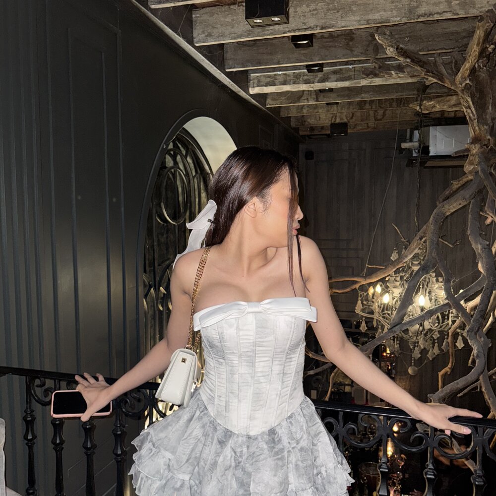 Seducing_Bella Chatroom