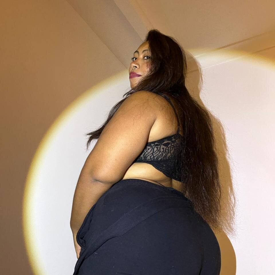 SeleneGibson__ Chatroom